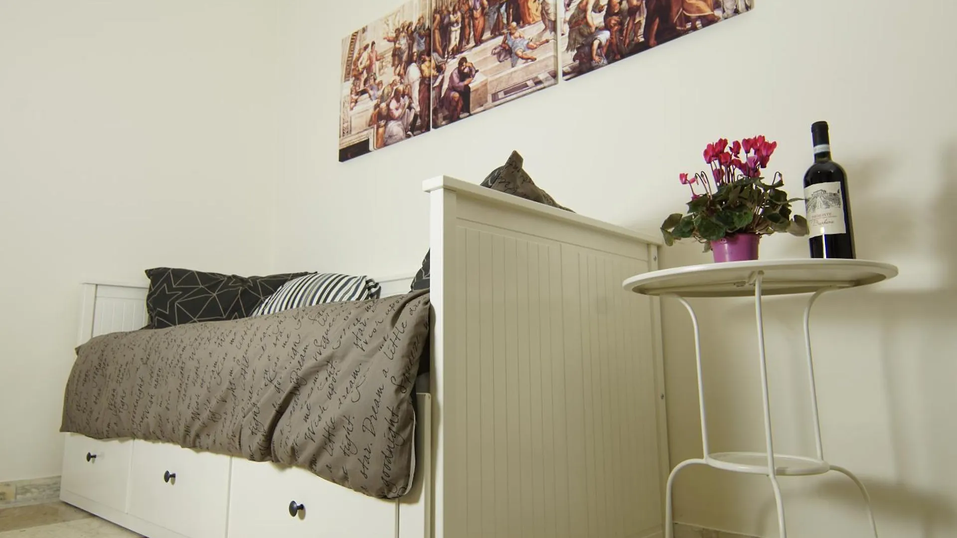 רומא Una Notte Ai Musei - Guest House